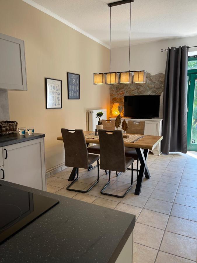 Naturnahes, Neu Moebl.Apartment, Hundefreundlich Neu Gaarz Экстерьер фото